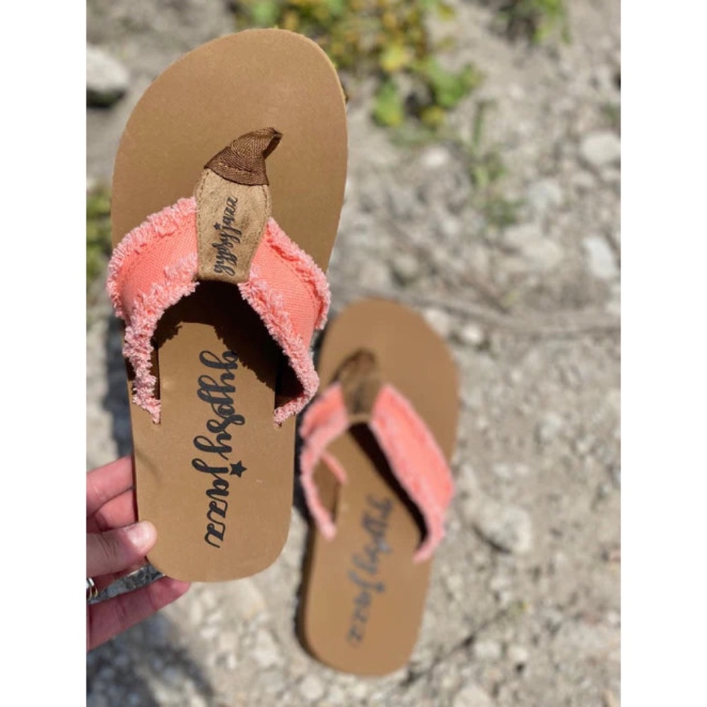 New In Box Gypsy Jazz Encore Flip Flops - Coral - image 1